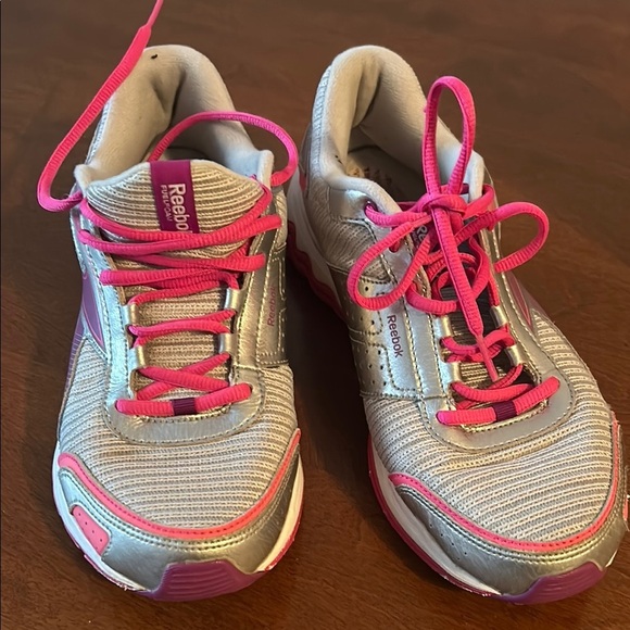 Reebok Gray and Pink Athletic Sneakers with Breathable Mesh vintage - Picture 2 of 7